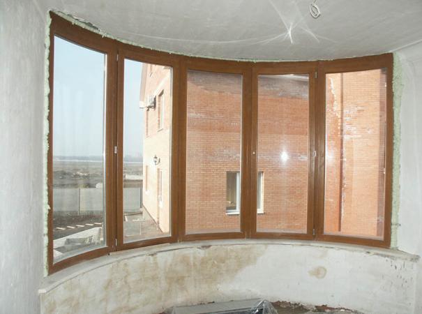  balcony-glazing-radiused-frame