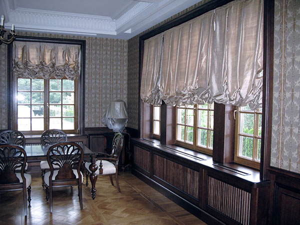 wooden-windows-in-interior-3.jpg